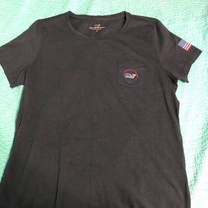 Vineyard Vines T shirt